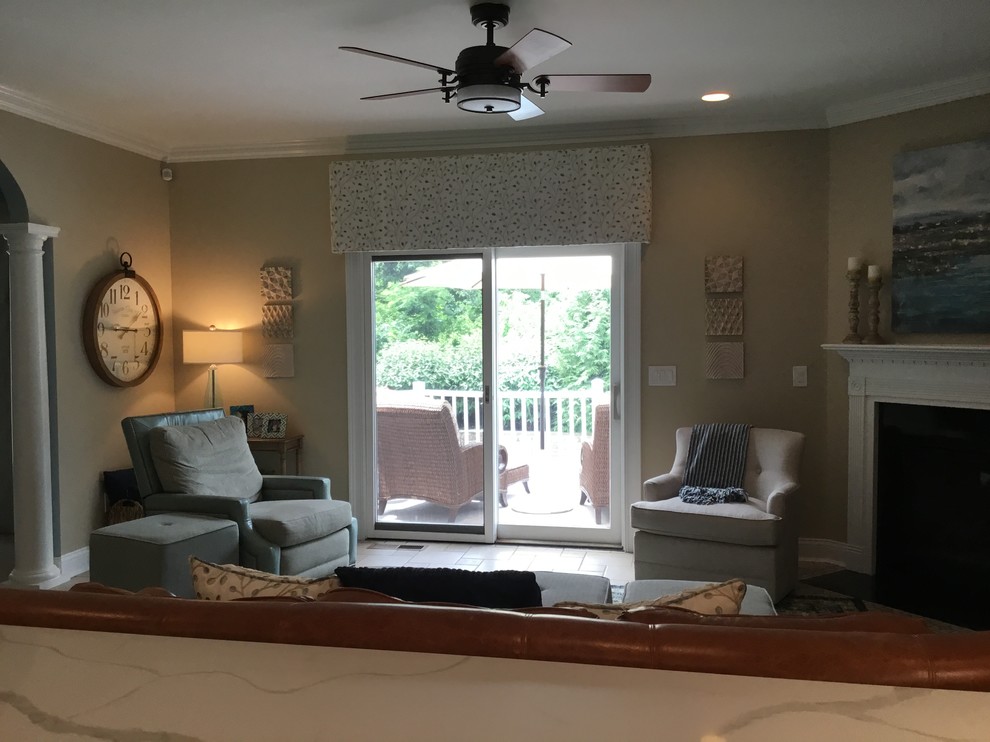 Home design - transitional home design idea in Cincinnati