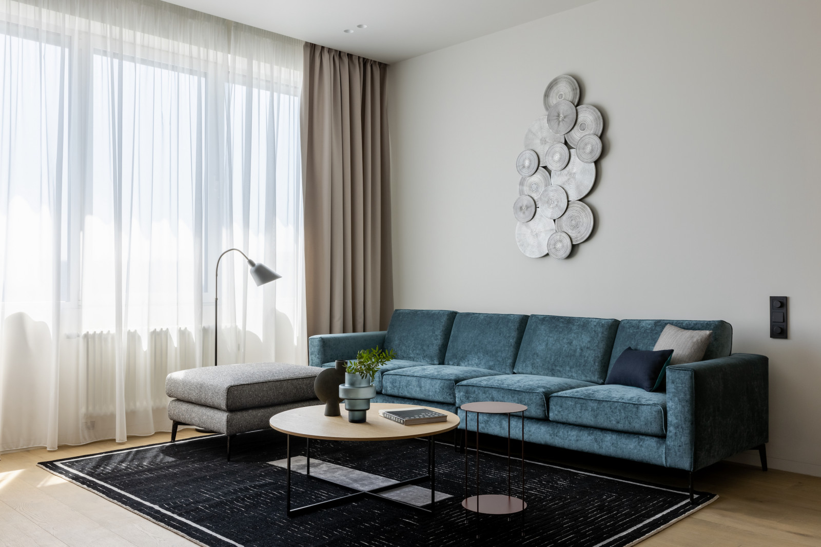 Зона гостиной