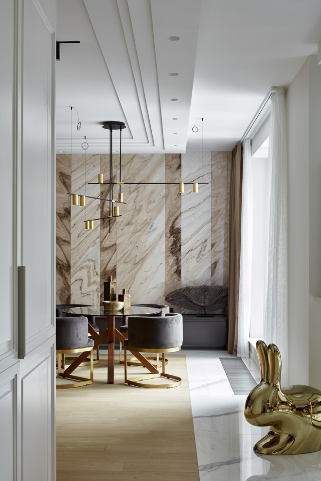 м Пироговская