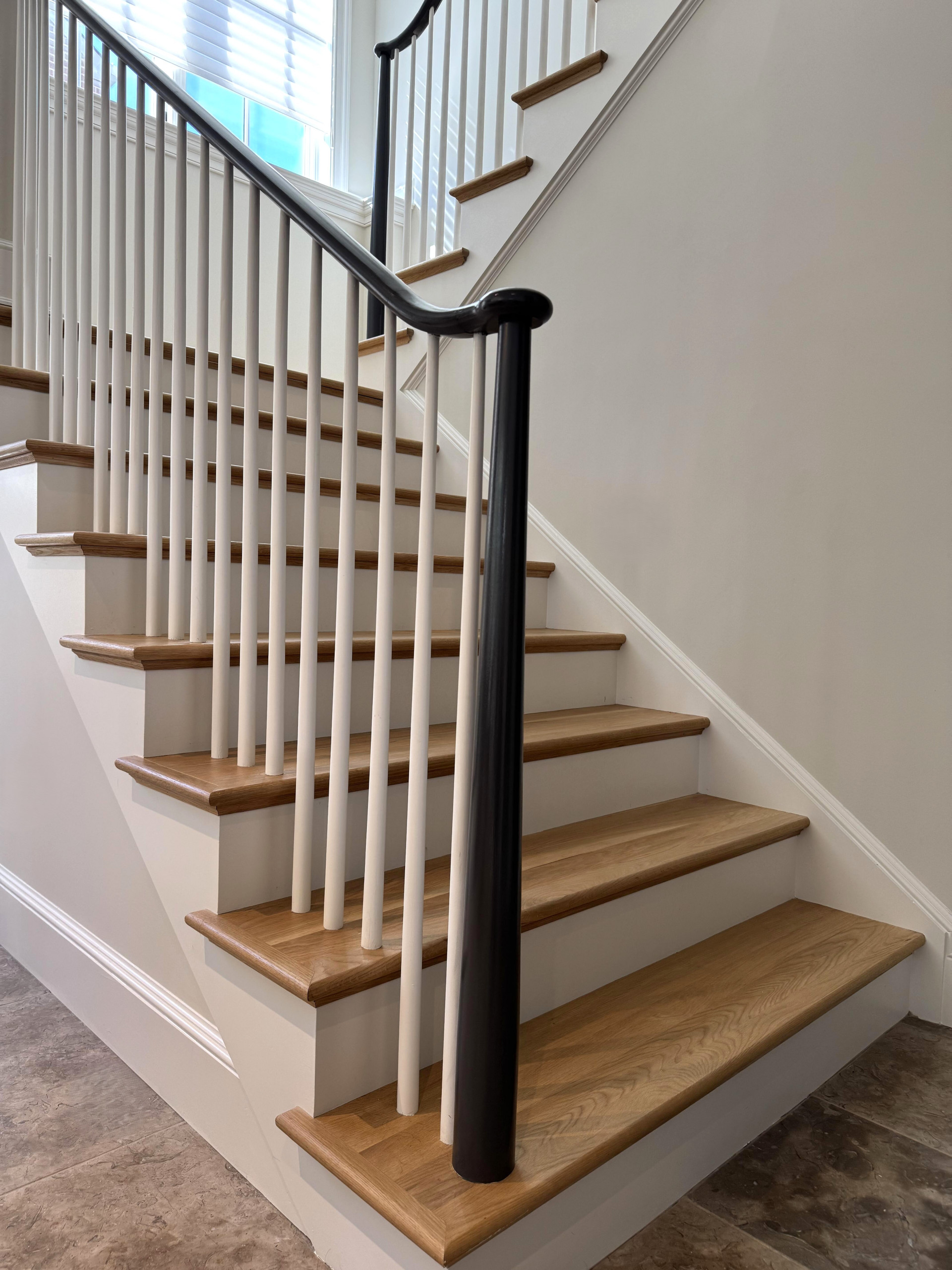 142_Airy Staircase with Over the Post Balustrade, Arlington, VA