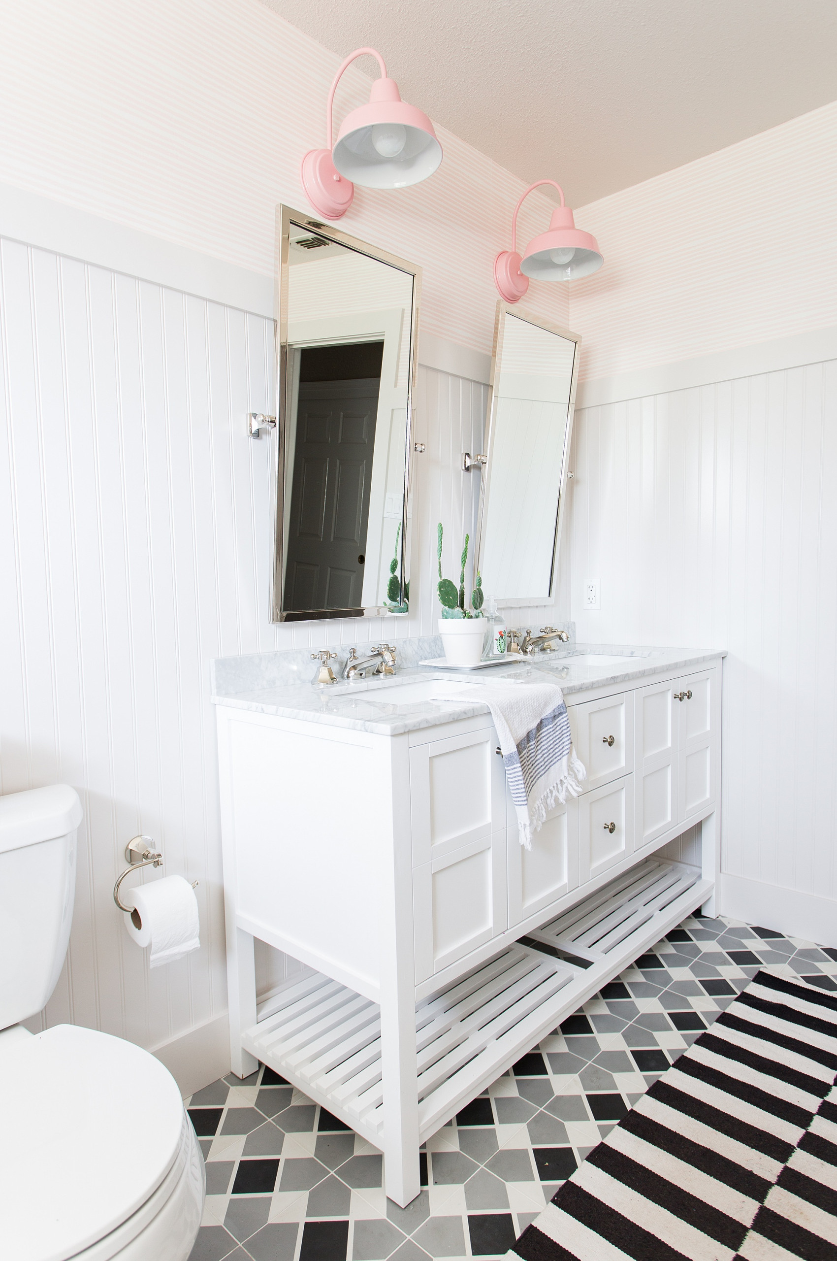Stork Kids Bathroom