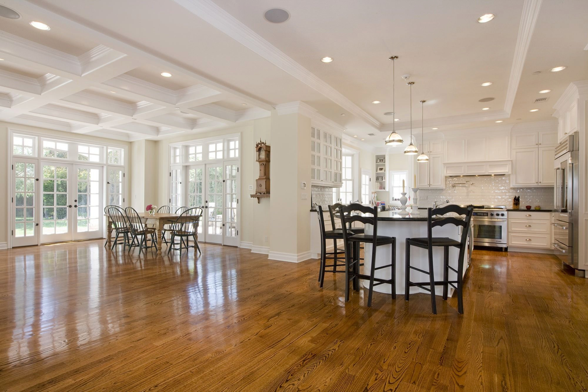 Custom Home in Toluca Lake