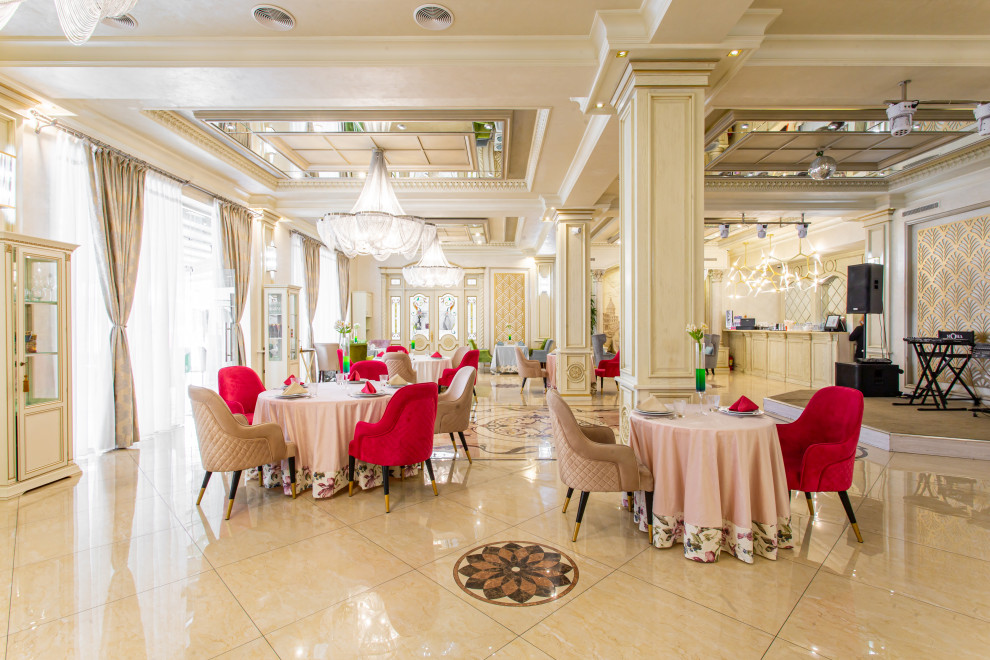 ресторан MONA