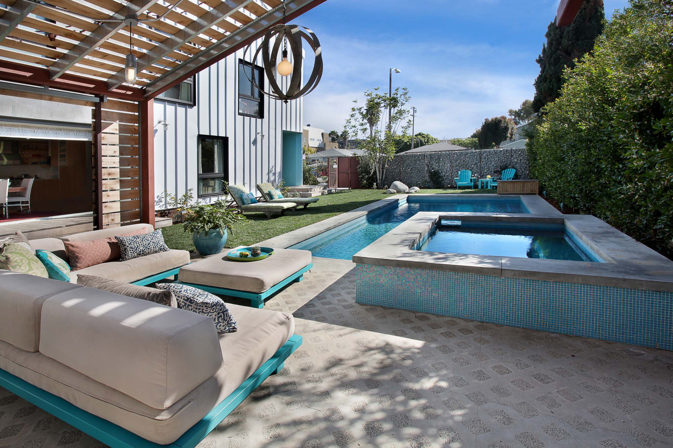 Think Turquoise to Energize or Soothe the Garden