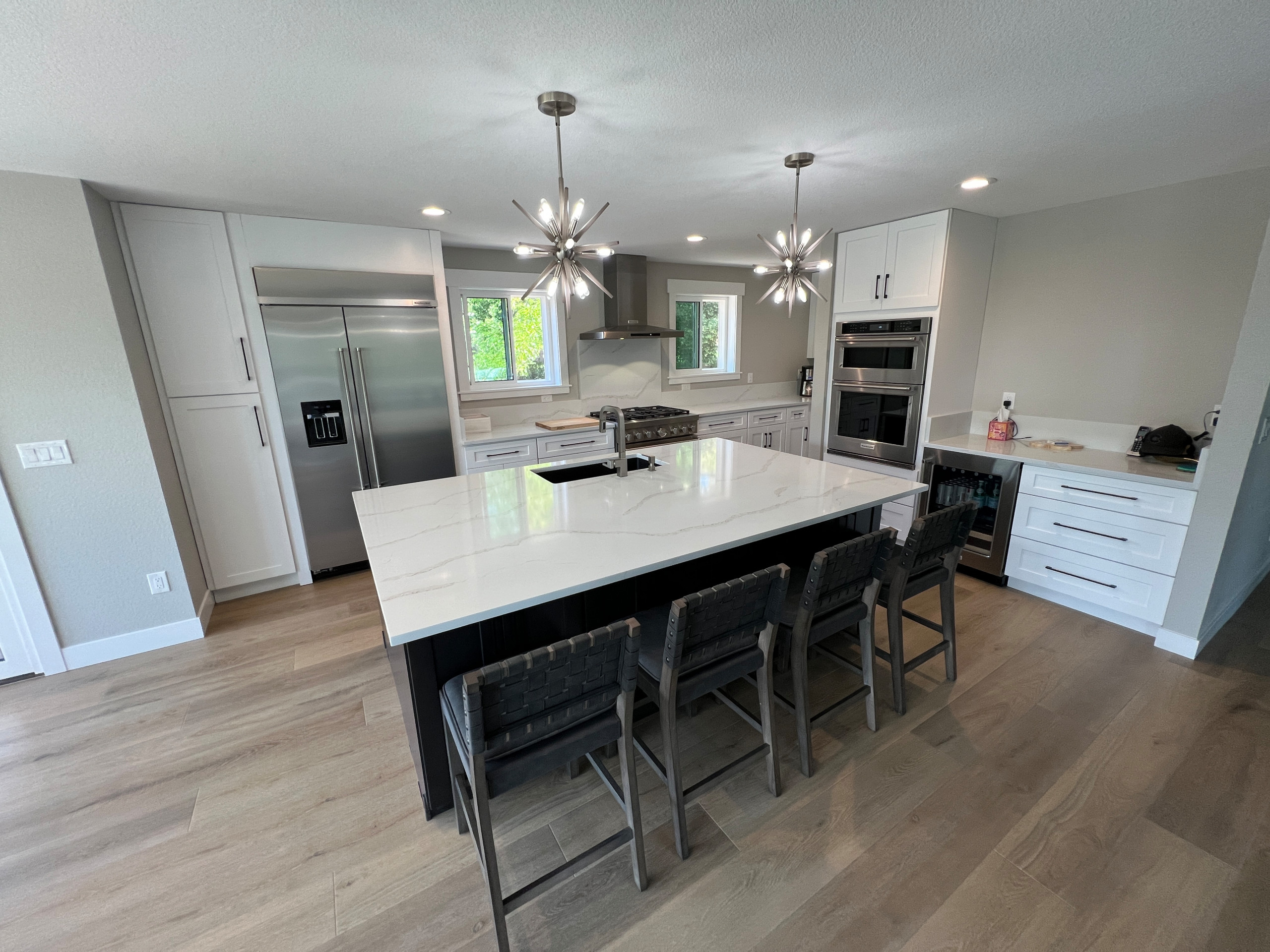 Green Mountain Modern Kitchen