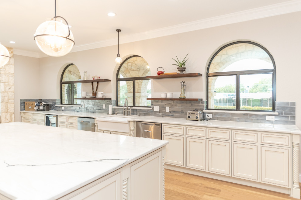 102 Cloverleaf