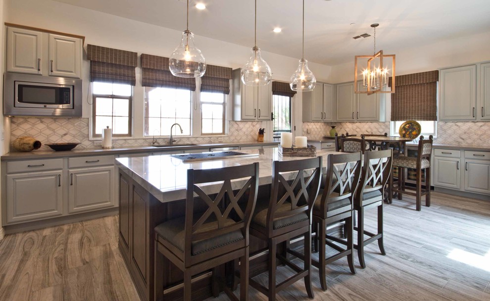 Inspiration for a transitional kitchen remodel in Phoenix