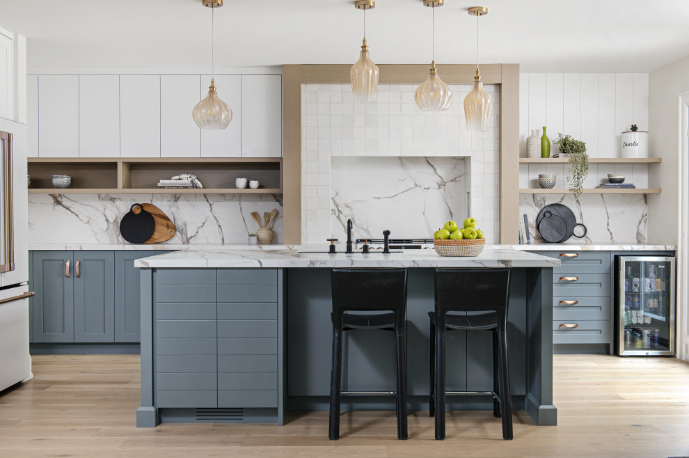 Inspiration for a transitional kitchen remodel in Toronto