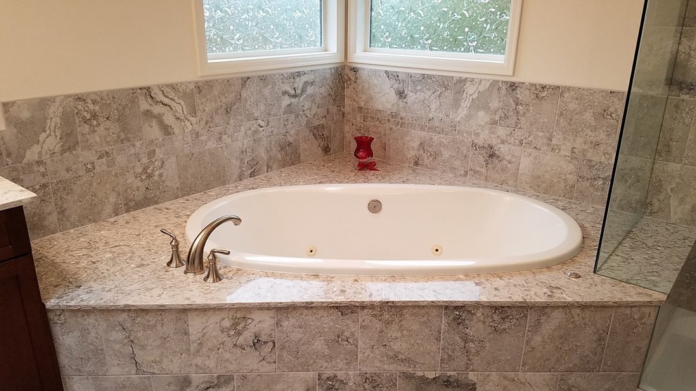 Example of a transitional bathroom design in Seattle