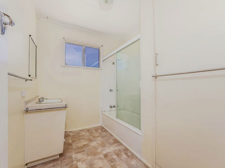 Beautifully Renovated Three Bedroom Home in Raceview