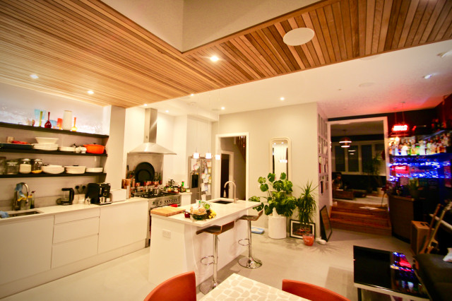 Extensions contemporary