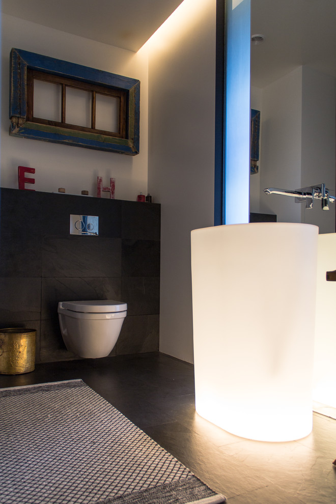 A P A R T M E N T 0.4   coming soon