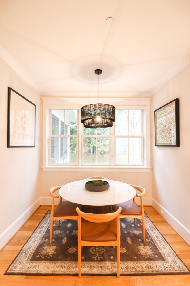 Wadsworth Breakfast Nook