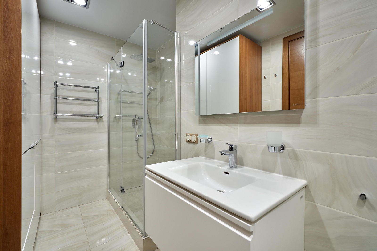 Апартаменты  у метро Трубная для сдачи в аренду