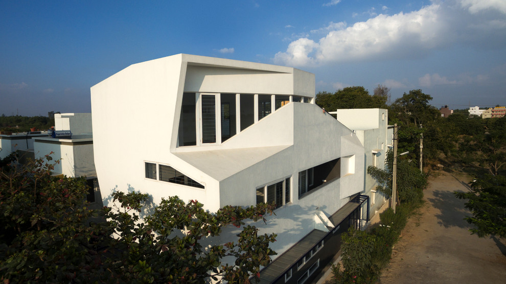 Inspiration for a contemporary exterior in Bengaluru.