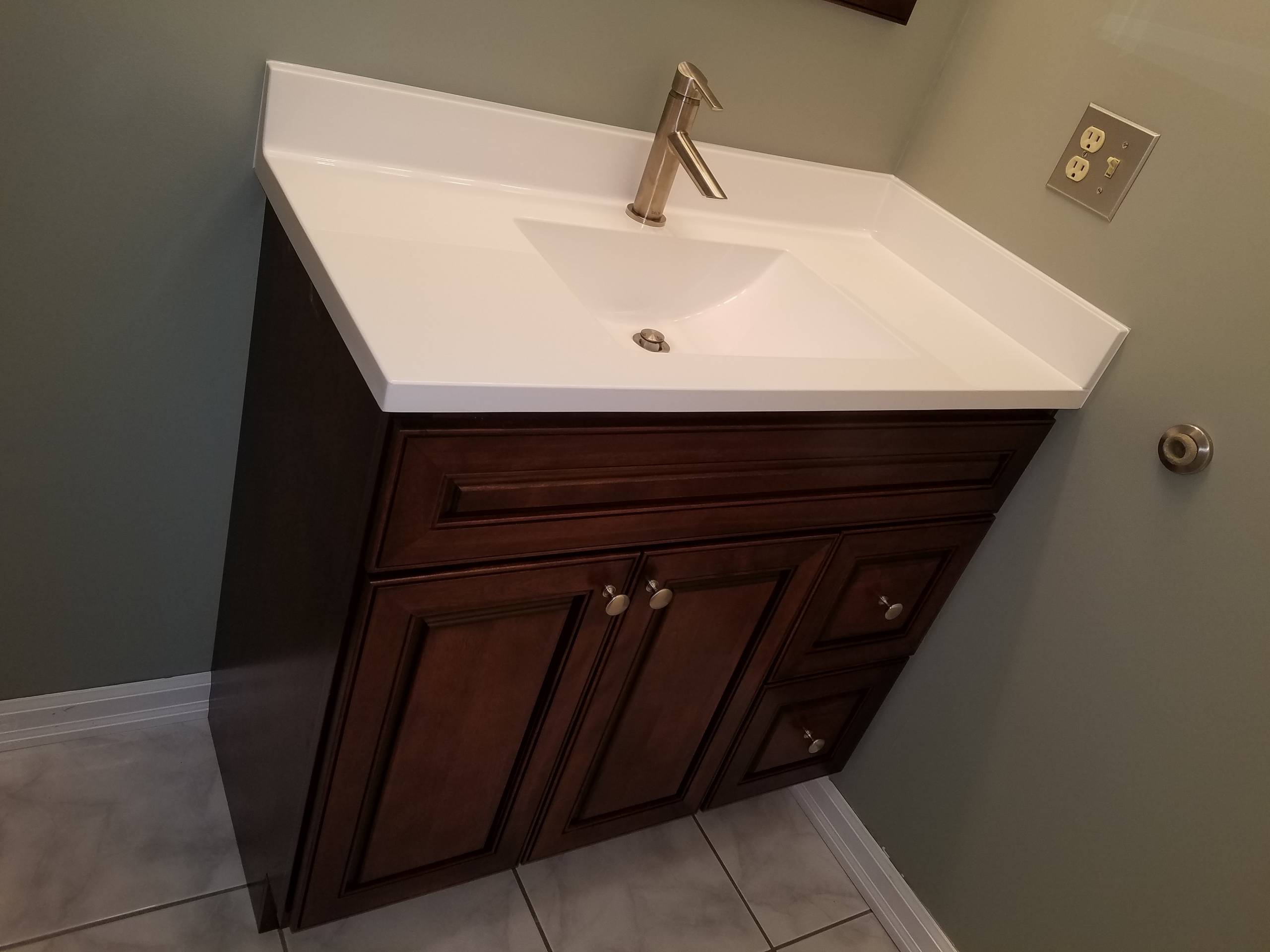 Bertch Bath Riverside Matttroy