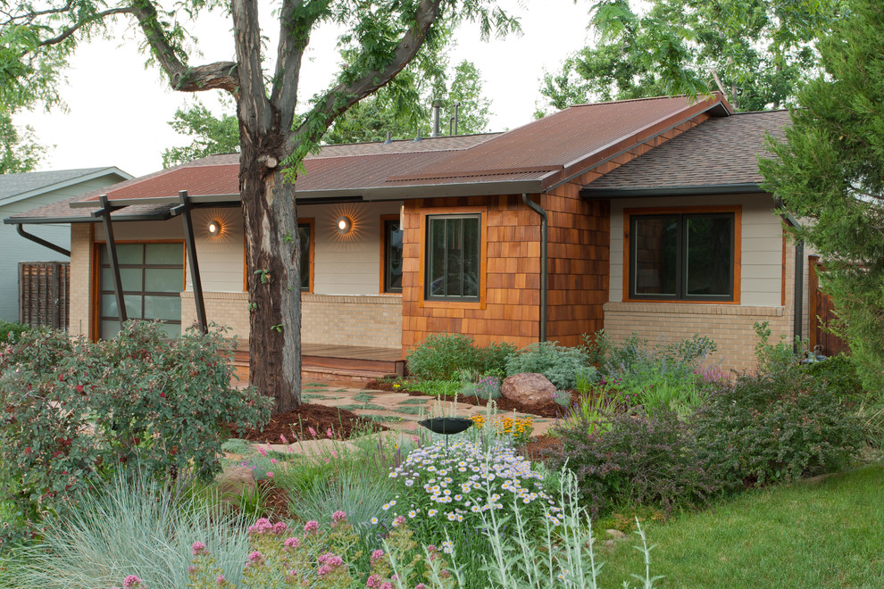 MidCentury Modern Midcentury Exterior Denver by Blue Stone
