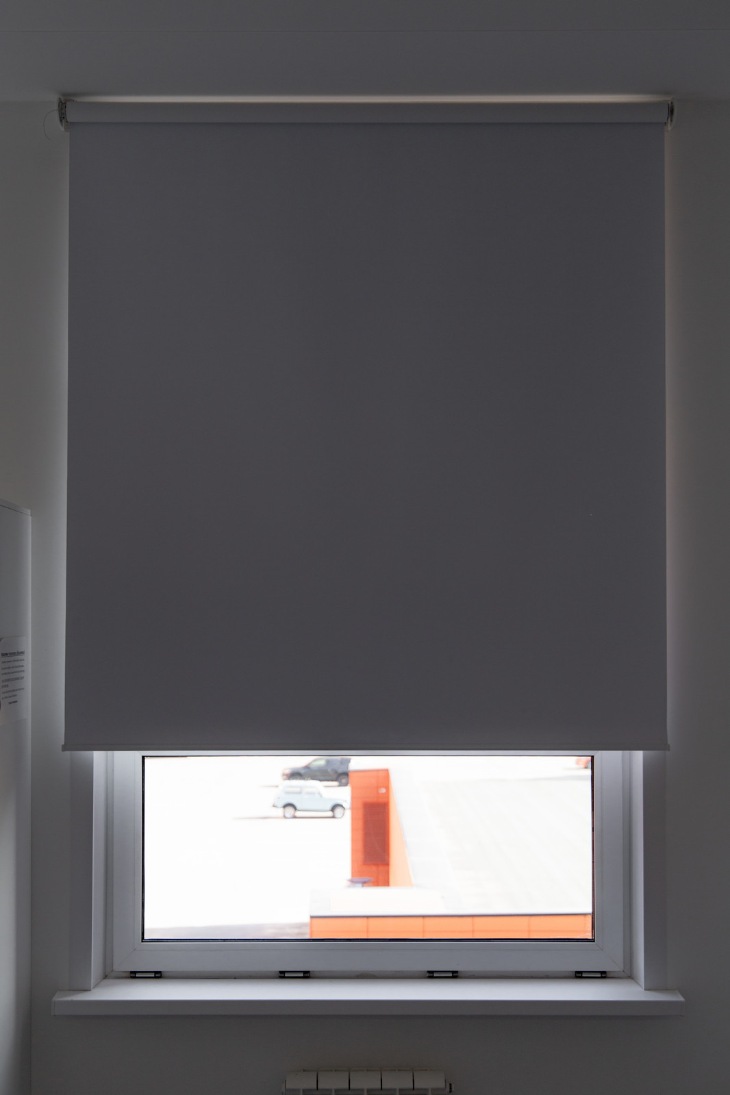 Рулонные шторы с тканью блэкаут