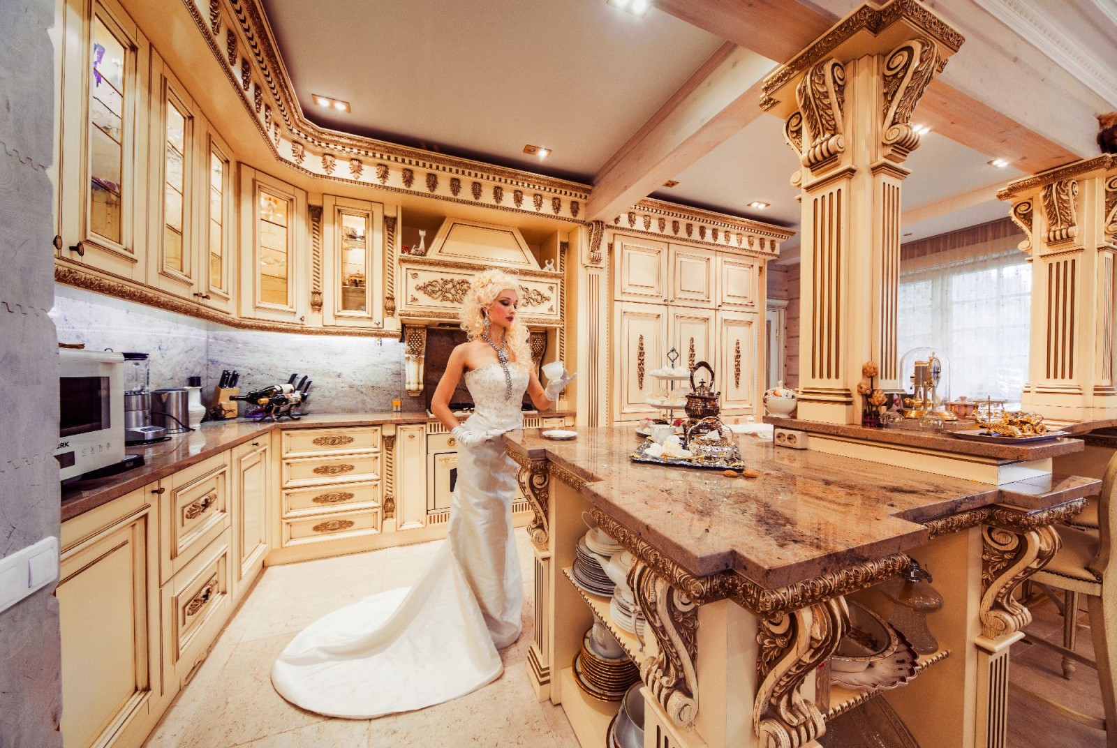 А я кухня в белом!