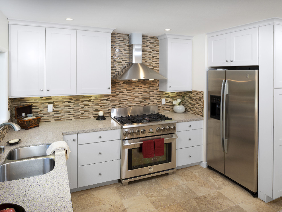 Inspiration for a transitional kitchen remodel in Orange County