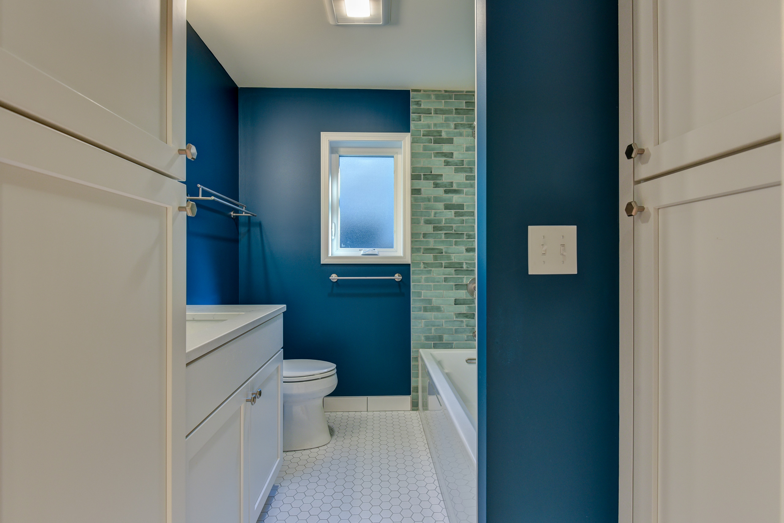 Modern Addition and Bathroom Urbana, IL 2024