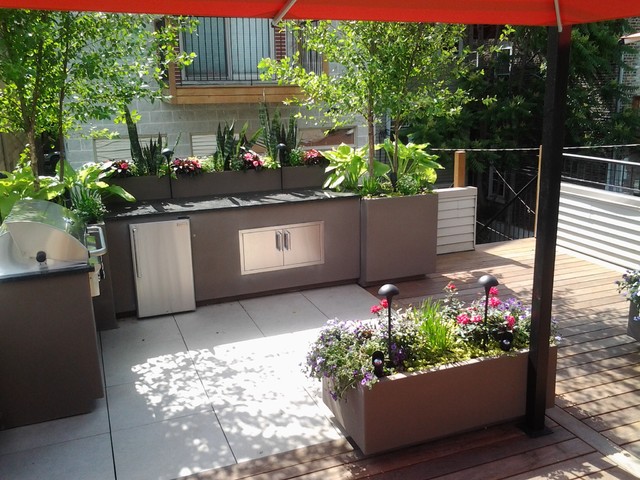 Small Chicago Garage Rooftop Contemporary Patio Chicago By