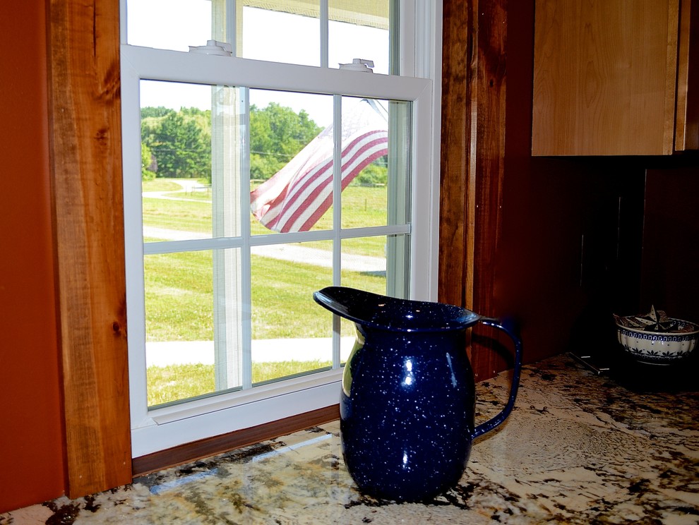 Home design - rustic home design idea in Charlotte