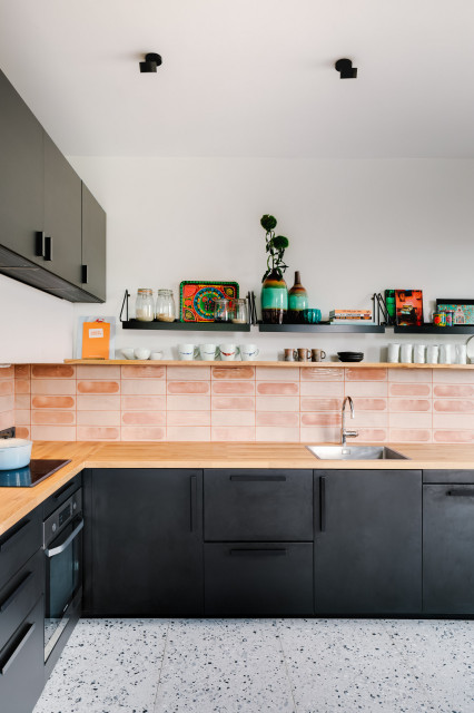 Rose contemporary-kitchen