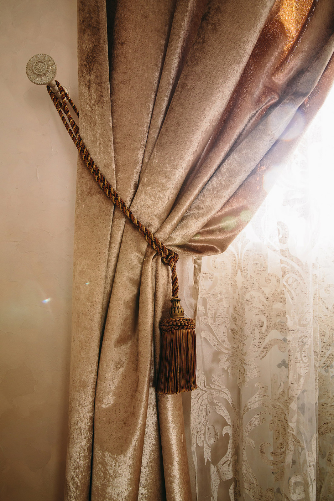 Классика с нотками востока в бирюзе