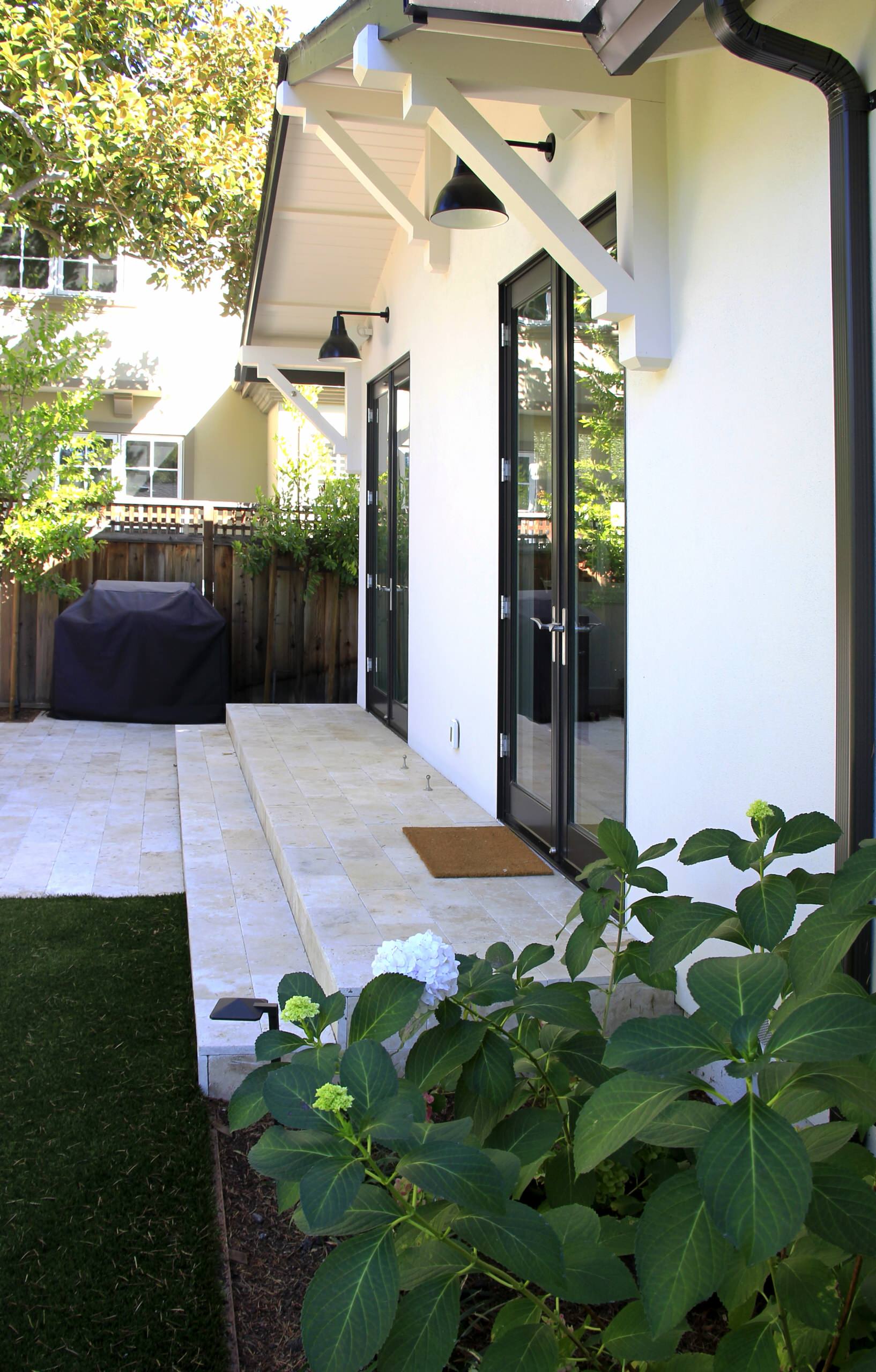 Minimalistic approach