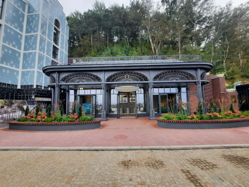 Озеленение территории возле Бювета в Светлогорске