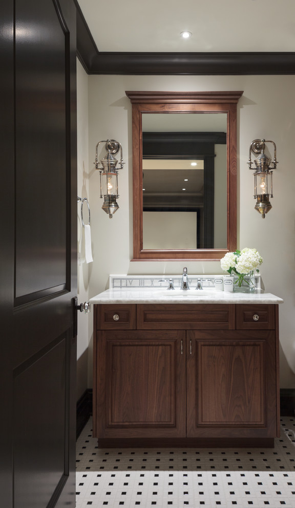 Inspiration for a craftsman home design remodel in Denver