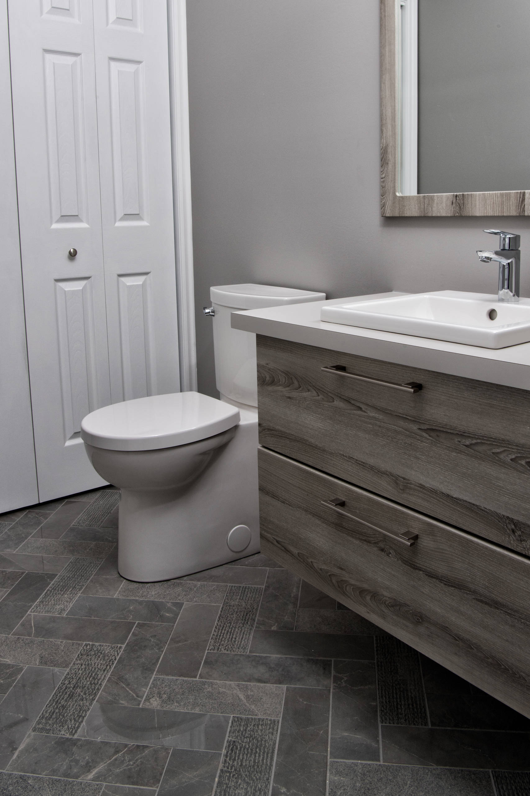 75 Beautiful Rustic Gray Bathroom Pictures Ideas November 2020 Houzz