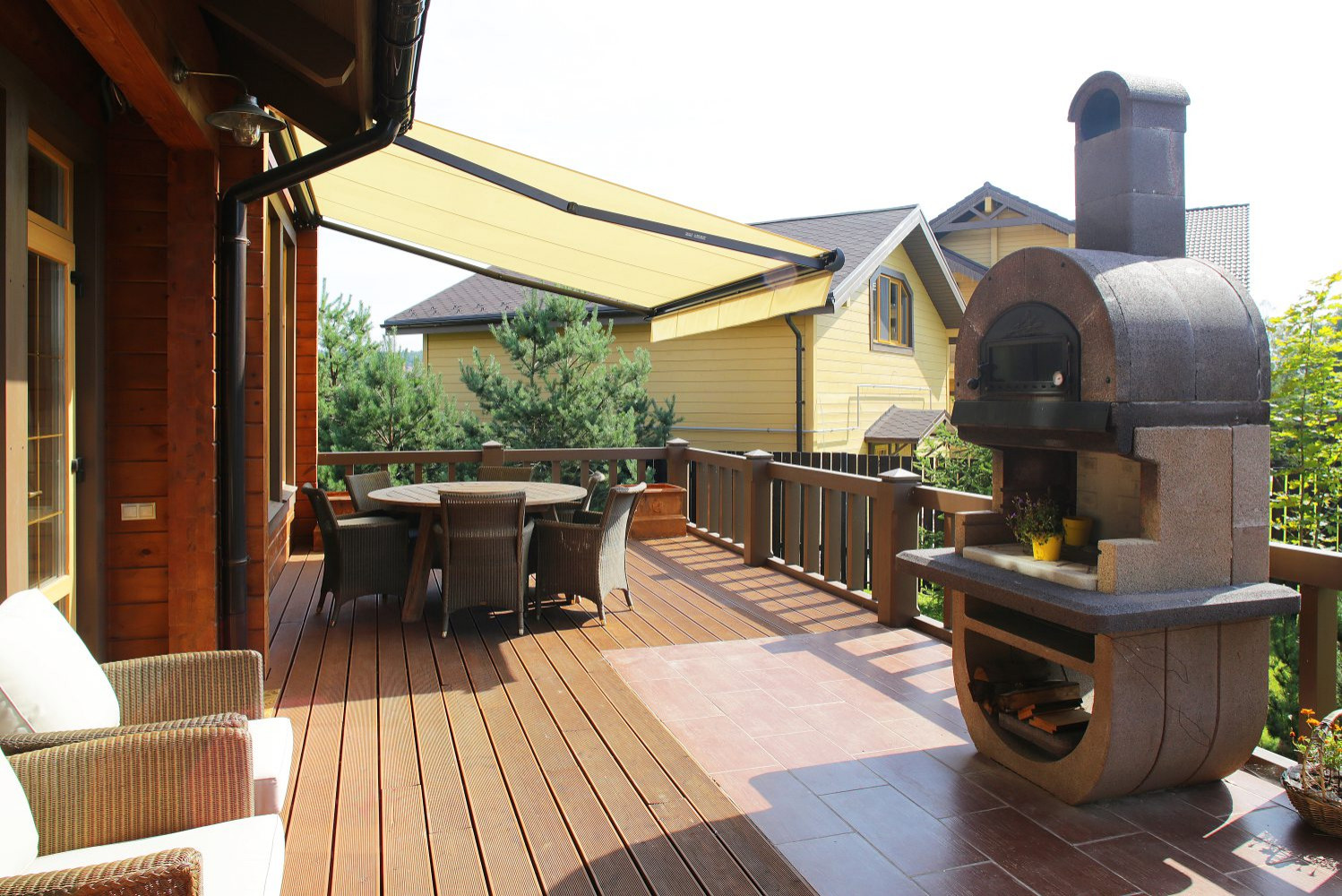 Терраса и дом