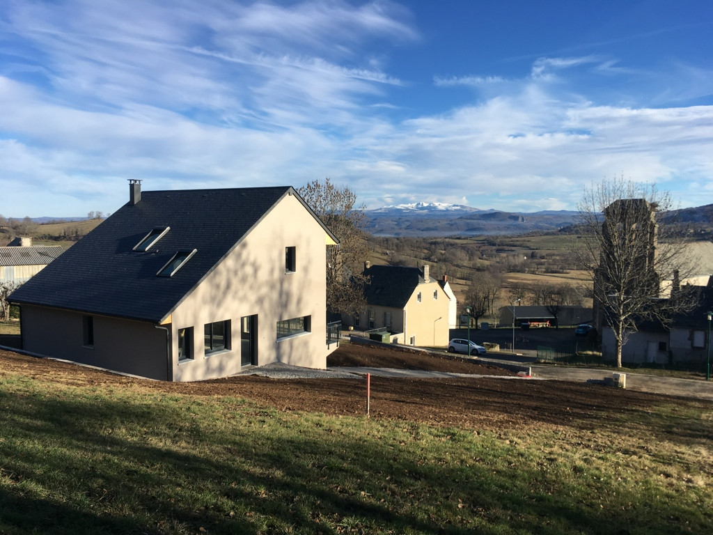 MAISON À LE MONTEIL