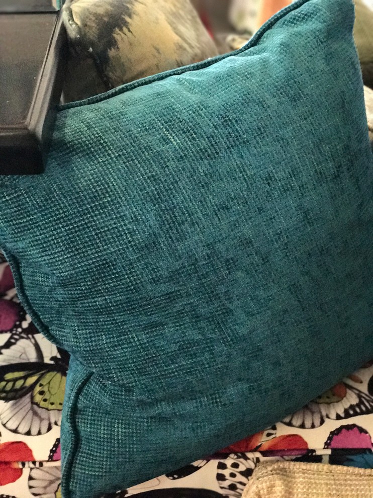 Example of a mid-sized transitional formal and enclosed living room design in Seattle with no fireplace and no tv