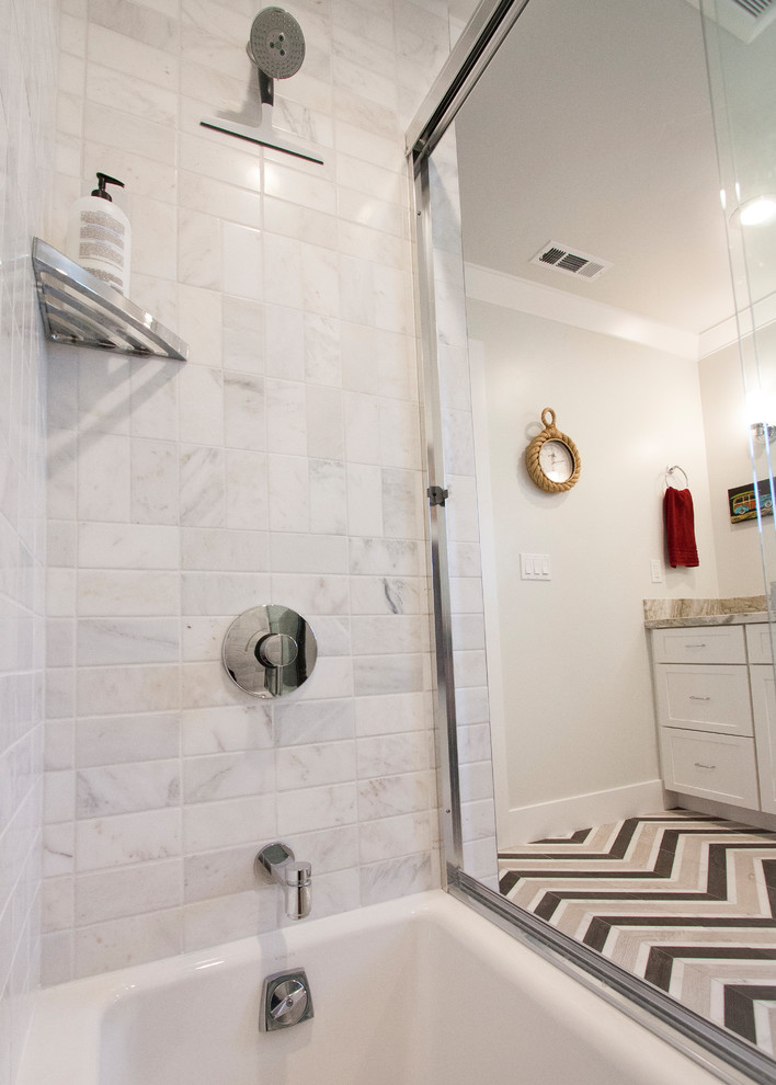 Inspiration for a mid-sized transitional bathroom remodel