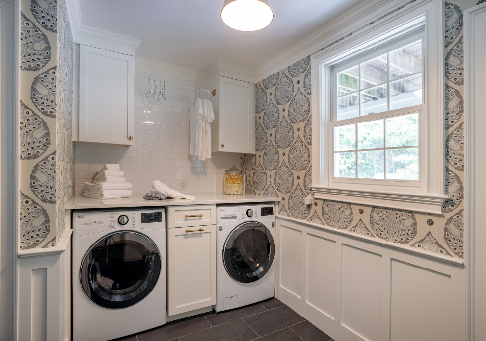 Laundry room - laundry room idea in Boston