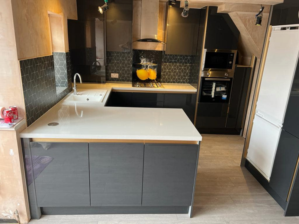 Leicester anthracite grey glossy