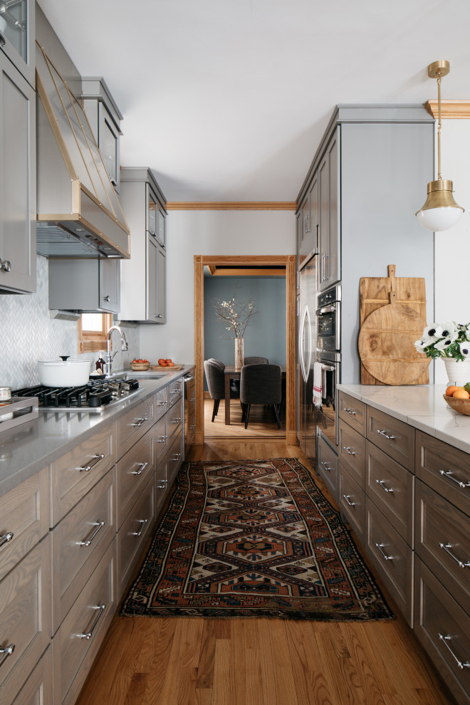 Kitchen - transitional kitchen idea in Denver