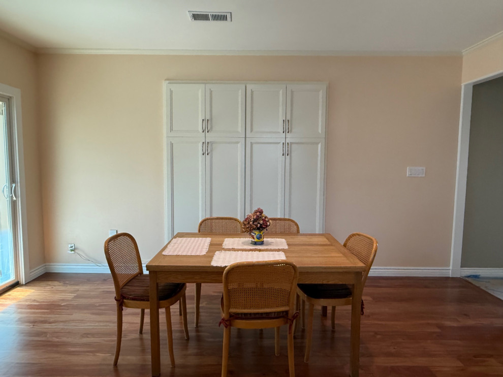 Wonderful Warm Updated Family Kitchen