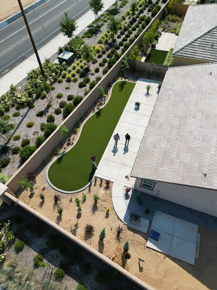 Roseville Backyard Turf and Concrete