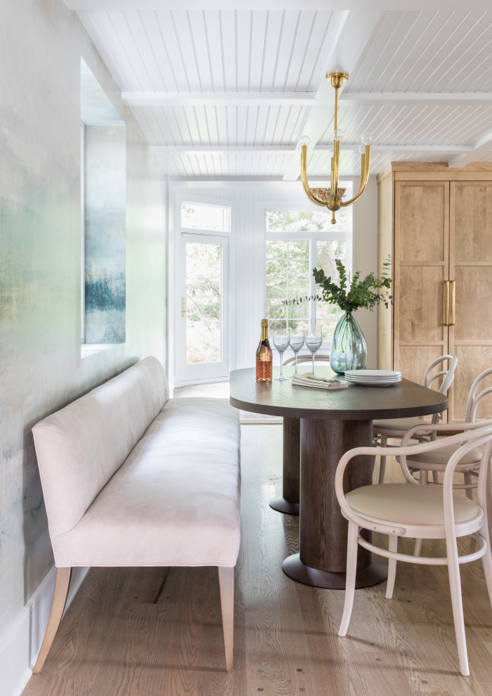 Inspiration for a transitional home design remodel in Philadelphia