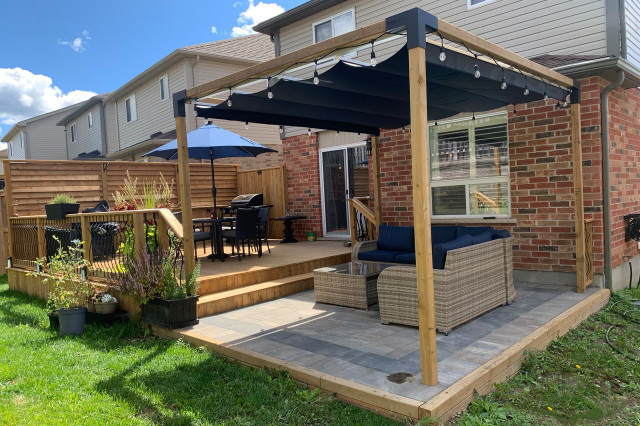 Retractable Shade, Guelph klassisch-patio
