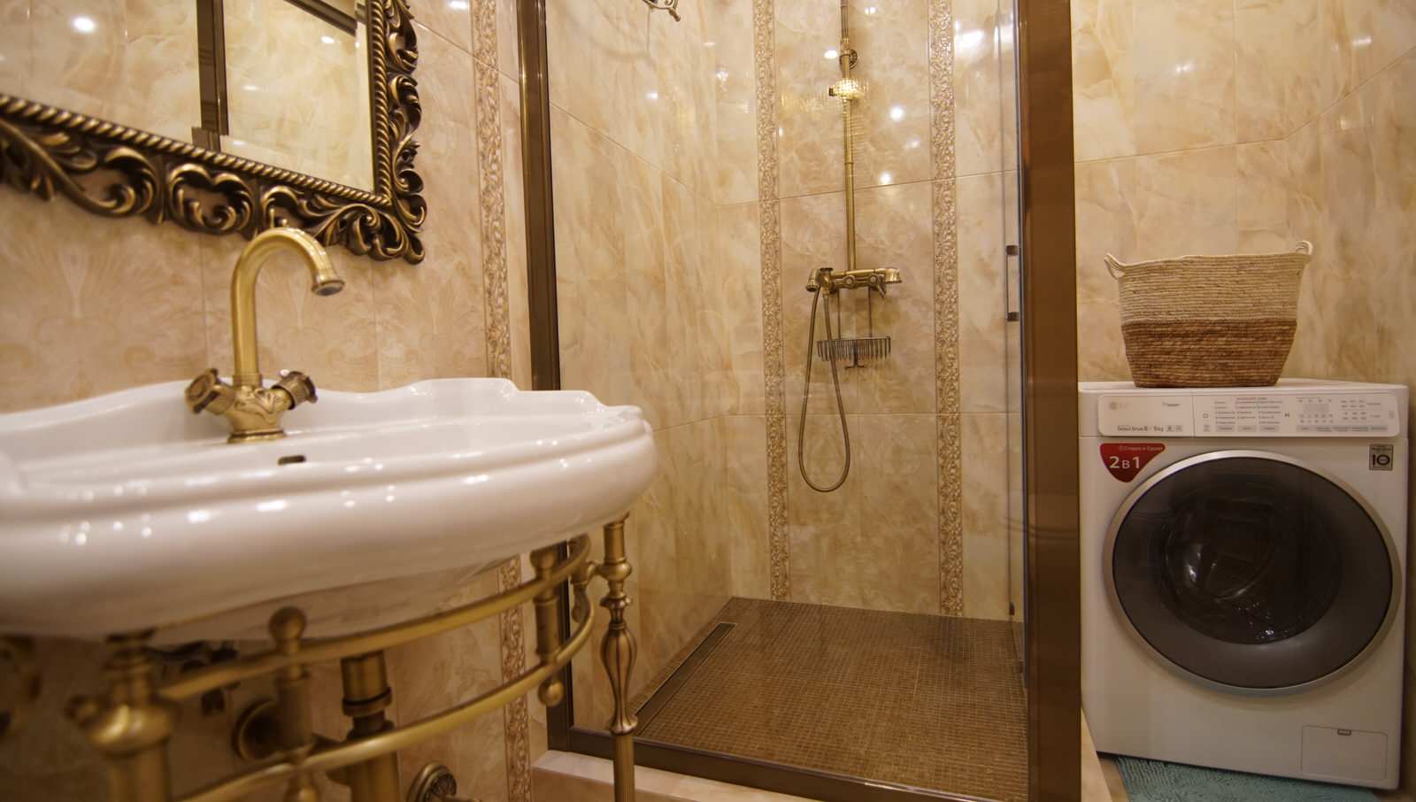 Квартира женщины у которой есть всё | Мидгард