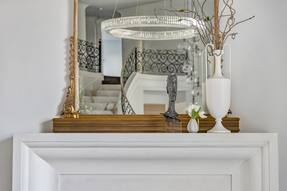 Example of a transitional home design design in Orange County