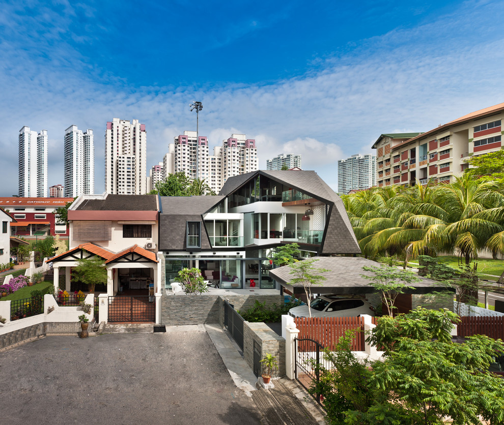 Inspiration for a contemporary exterior in Singapore.