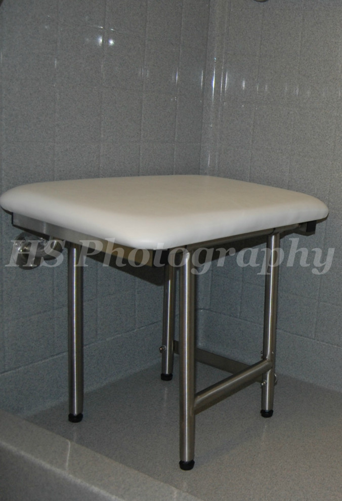 Bathroom - transitional bathroom idea