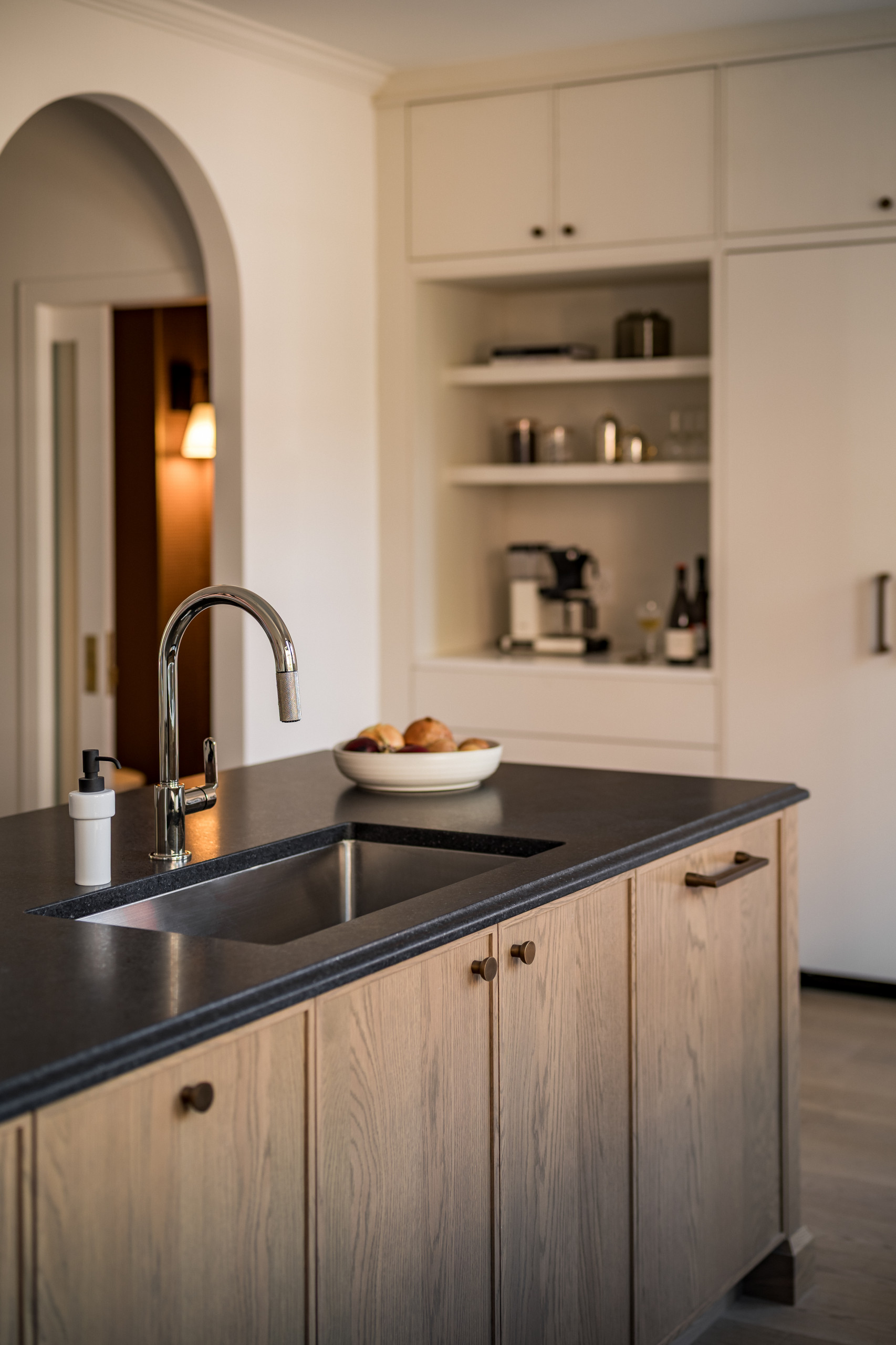 Example of a trendy kitchen design in Montreal