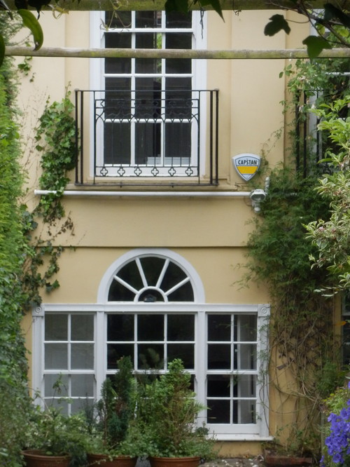 おしゃれな外観の家から学ぶ 窓のデザインと配置 Houzz ハウズ おしゃれな外観の家から学ぶ 窓のデザインと配置 Houzz ハウズ